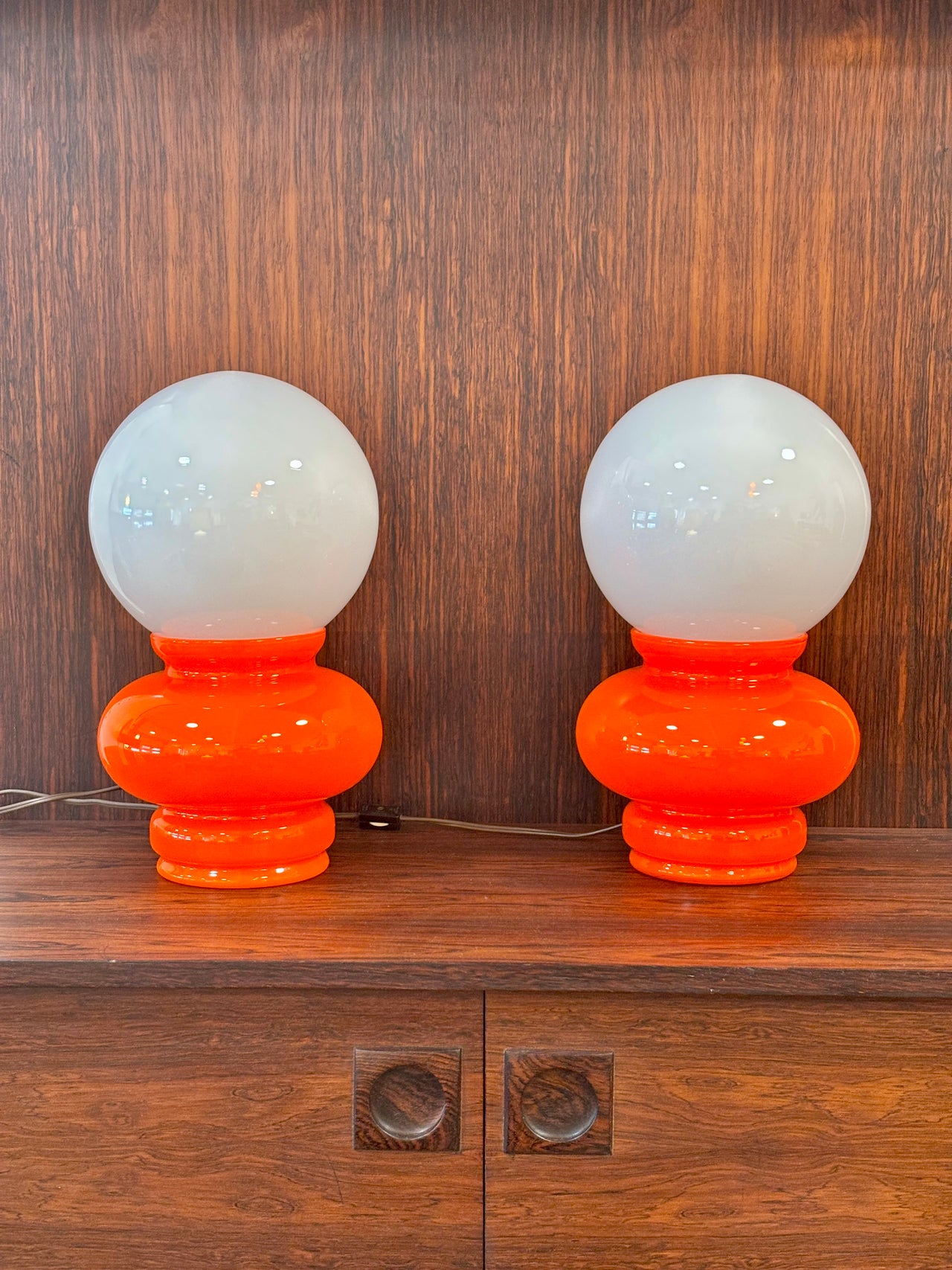 Paire de lampes space age en verre, circa 70