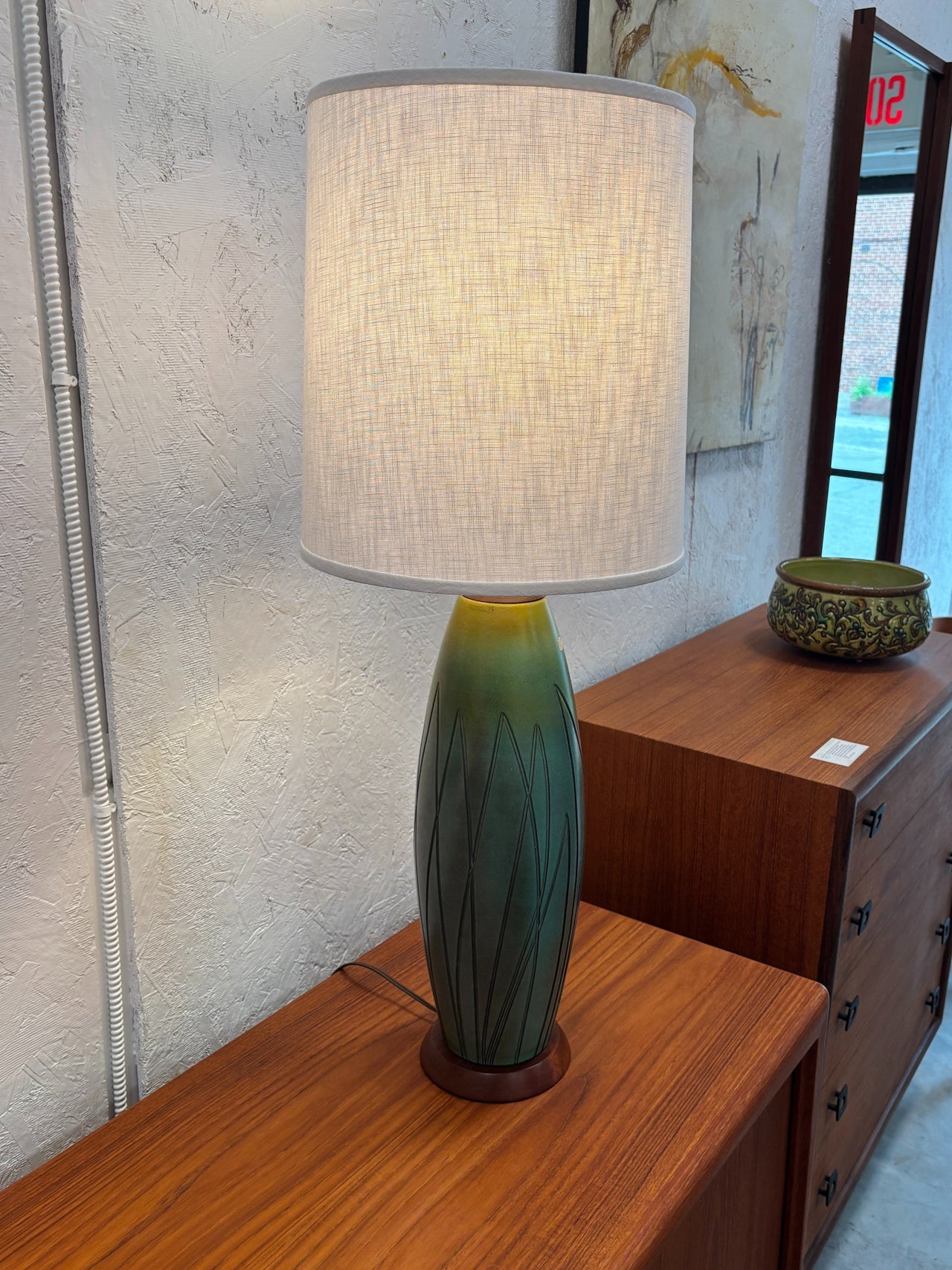 Lampe de table en céramique et teck par Ingrid Atterberg pour Upsala Ekeby, Suède circa 60