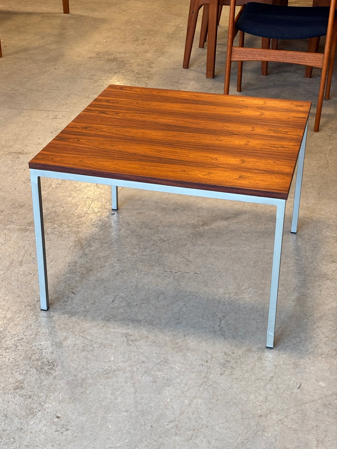 Table basse en bois de rose par Ilse Möbel, Allemagne circa 60