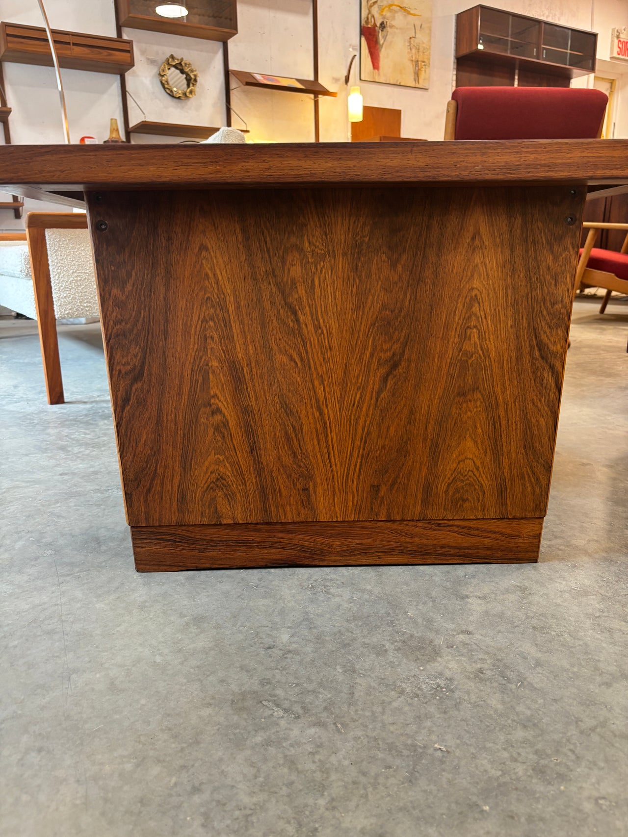 Table basse / bar en bois de rose par Bruksbo pour Haug Snekkeri, Norvège circa 60