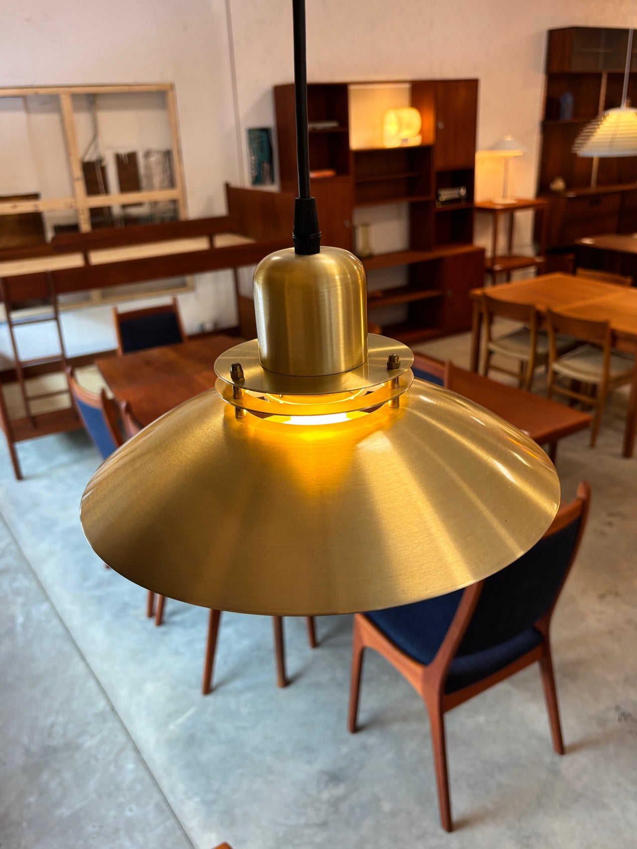 Petite lampe suspendue scandinave moderne, Danemark circa 70