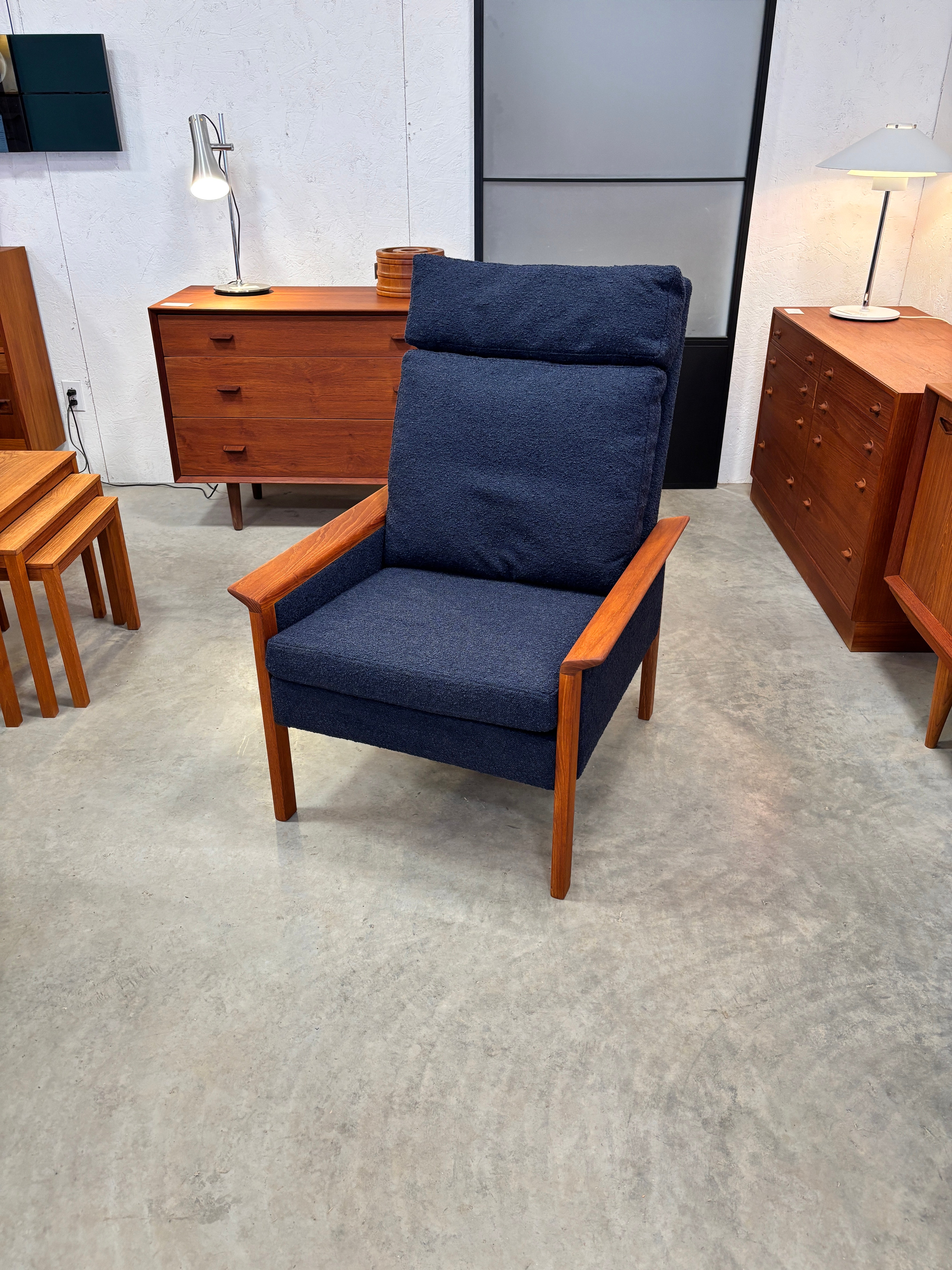 Fauteuil haut en teck par Hans Olsen pour C/S Mobler, Danemark circa 60