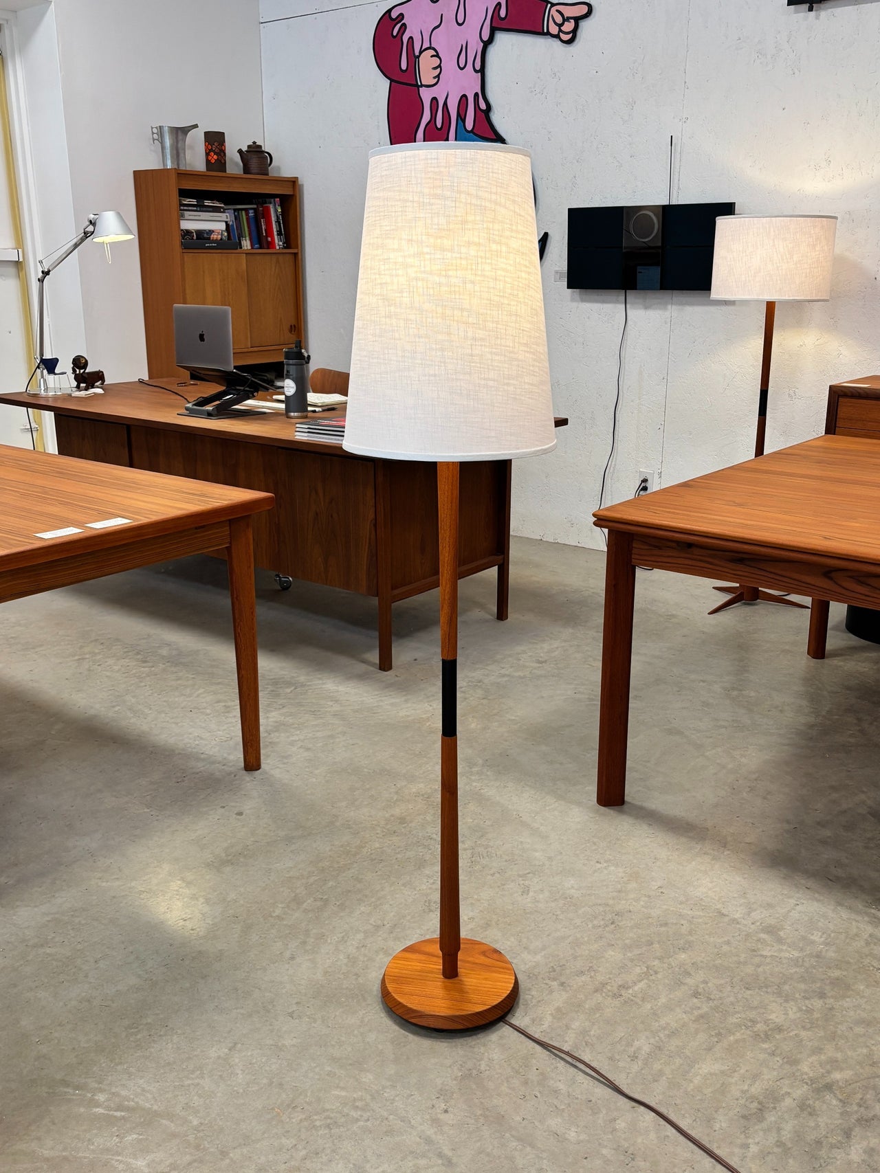 Lampe de sol scandinave moderne en teck, circa 60 (2)