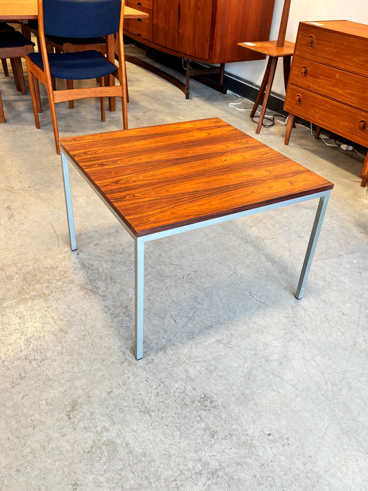 Table basse en bois de rose par Ilse Möbel, Allemagne circa 60