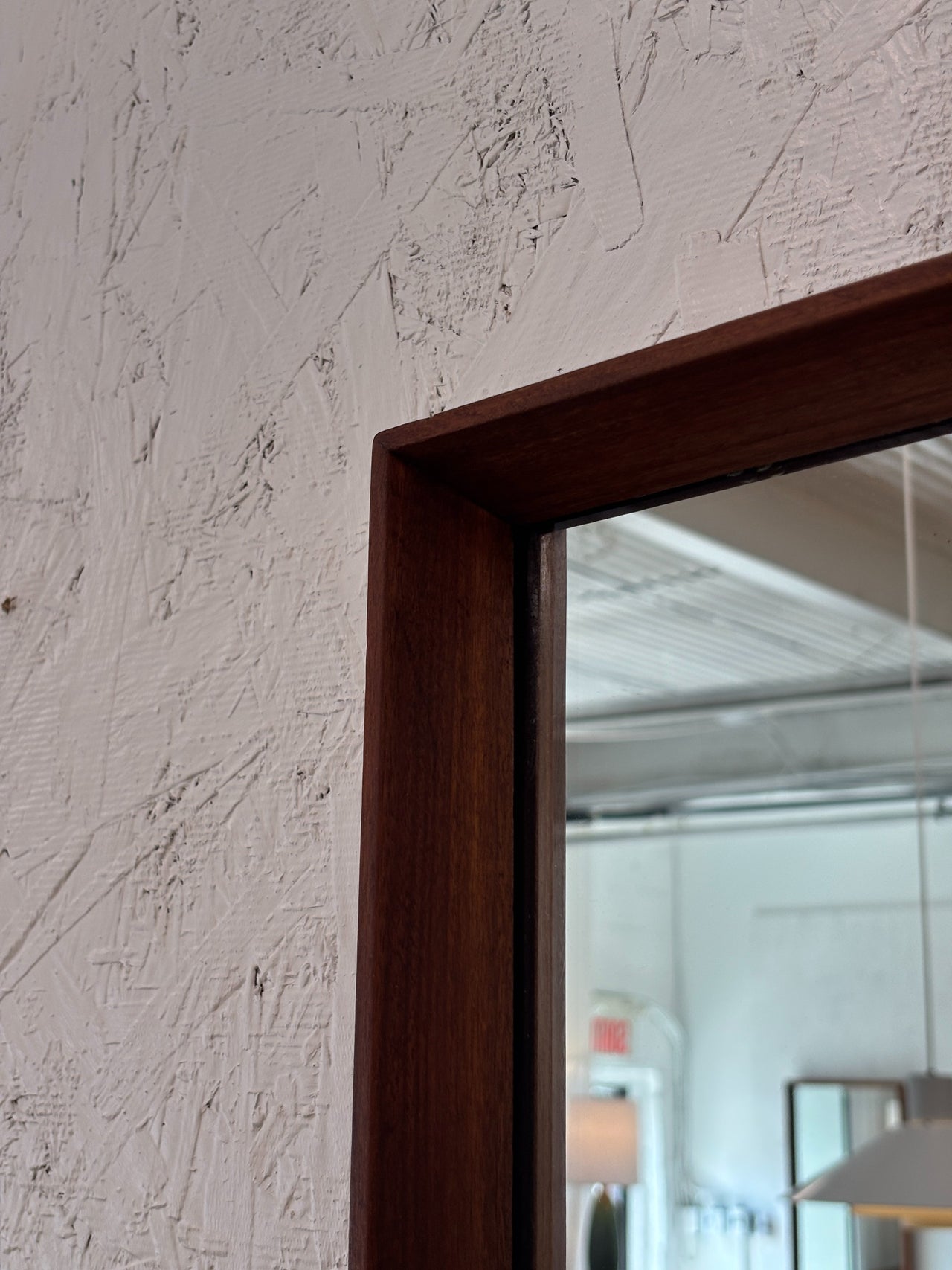 Miroir mid century moderne en teck, Canada circa 60