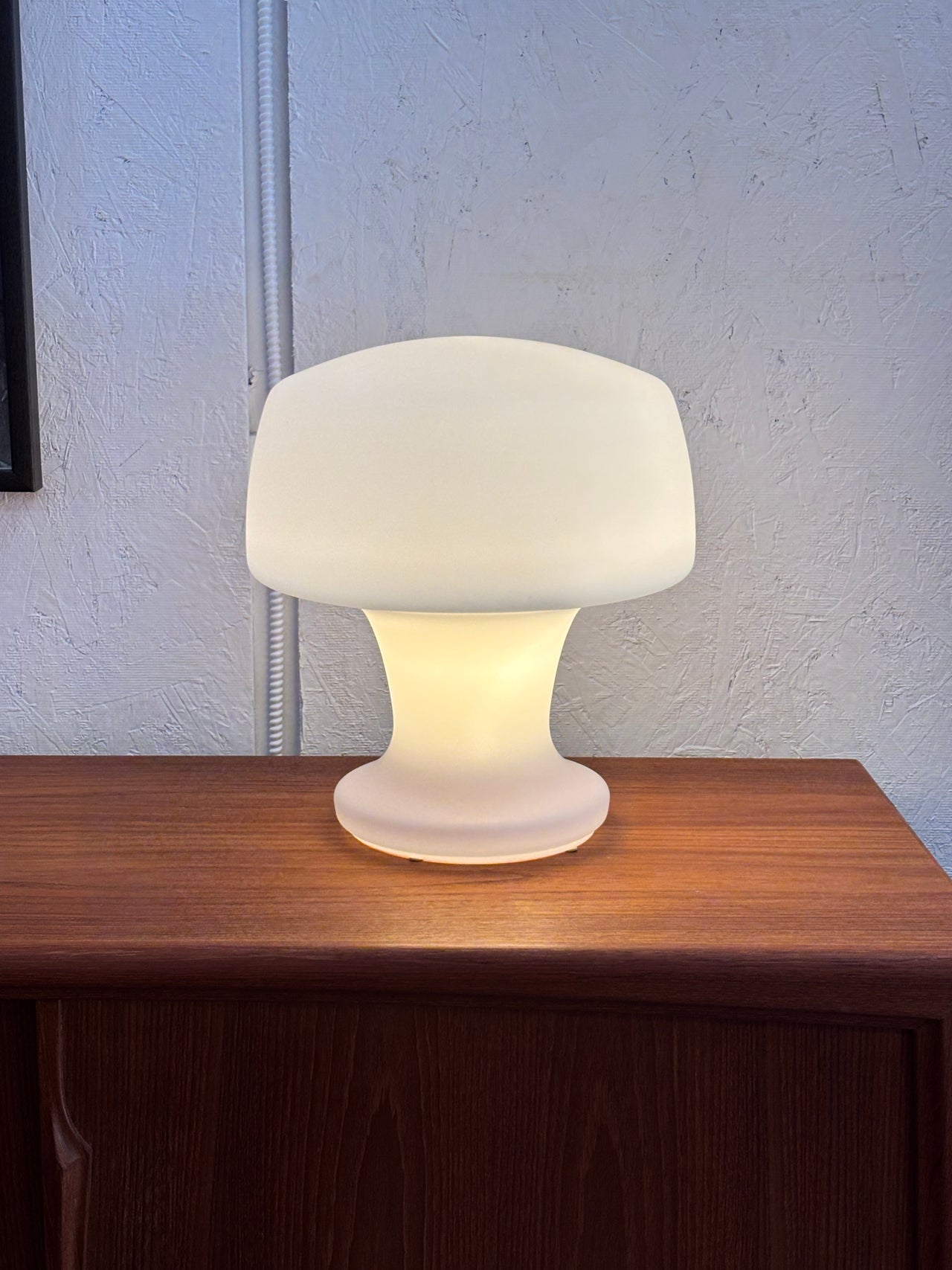 Lampe de table en verre soufflé par Laurel Lamp, circa 70