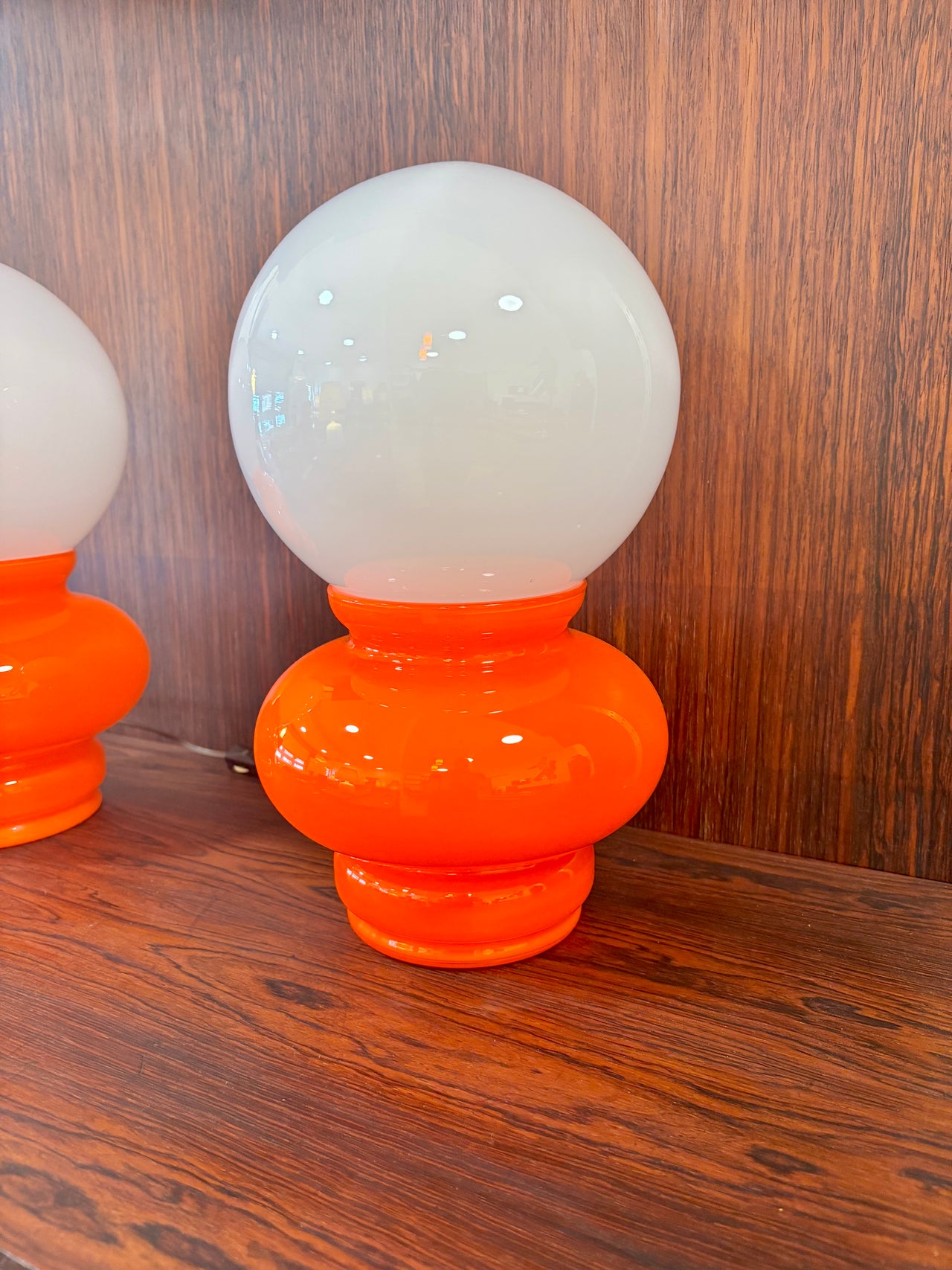 Paire de lampes space age en verre, circa 70
