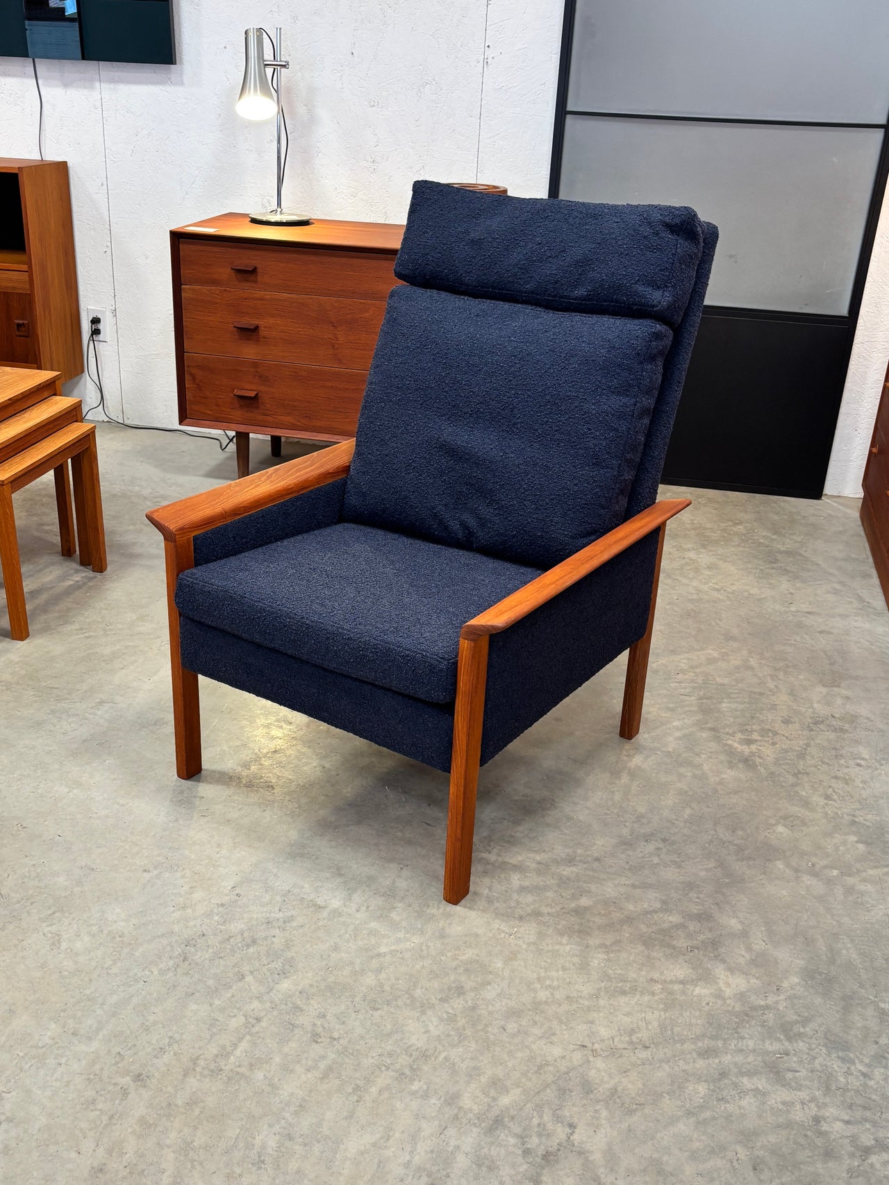 Fauteuil haut en teck par Hans Olsen pour C/S Mobler, Danemark circa 60