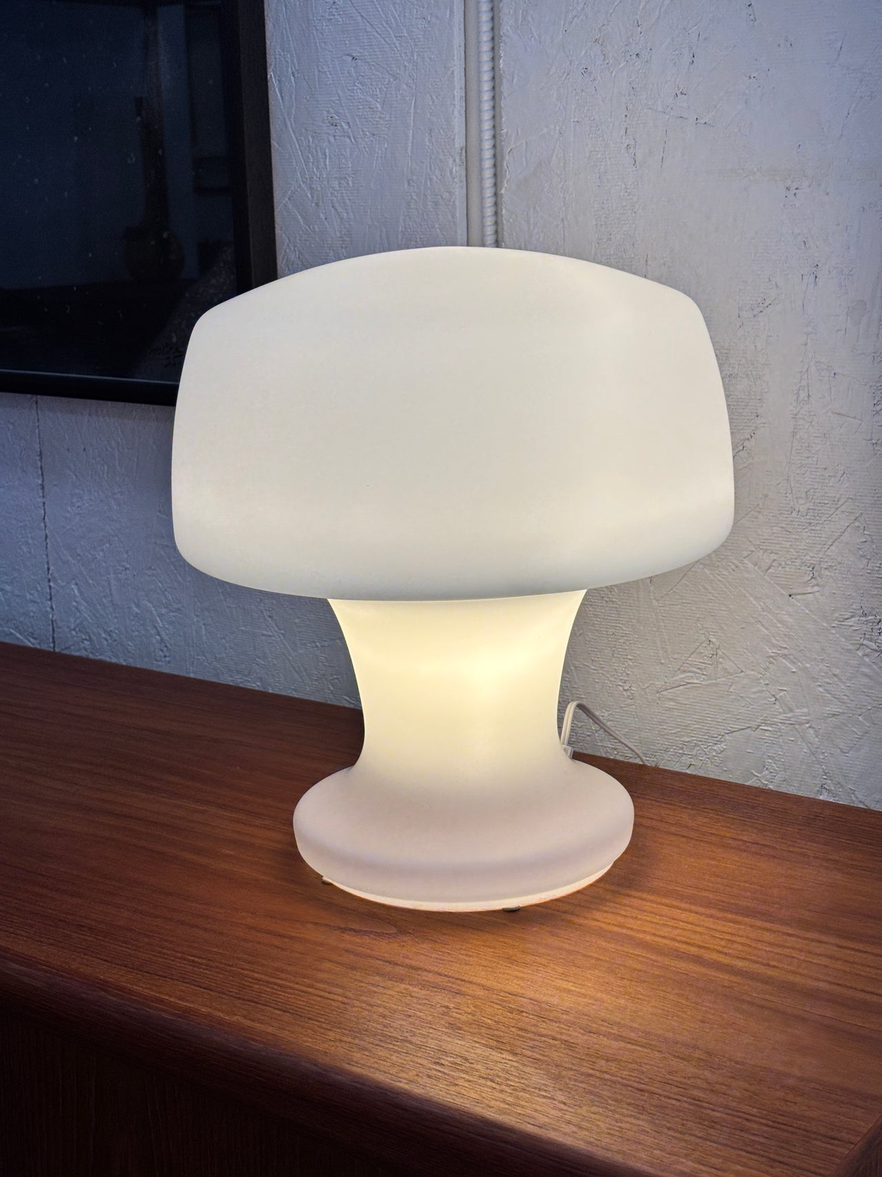 Lampe de table en verre soufflé par Laurel Lamp, circa 70