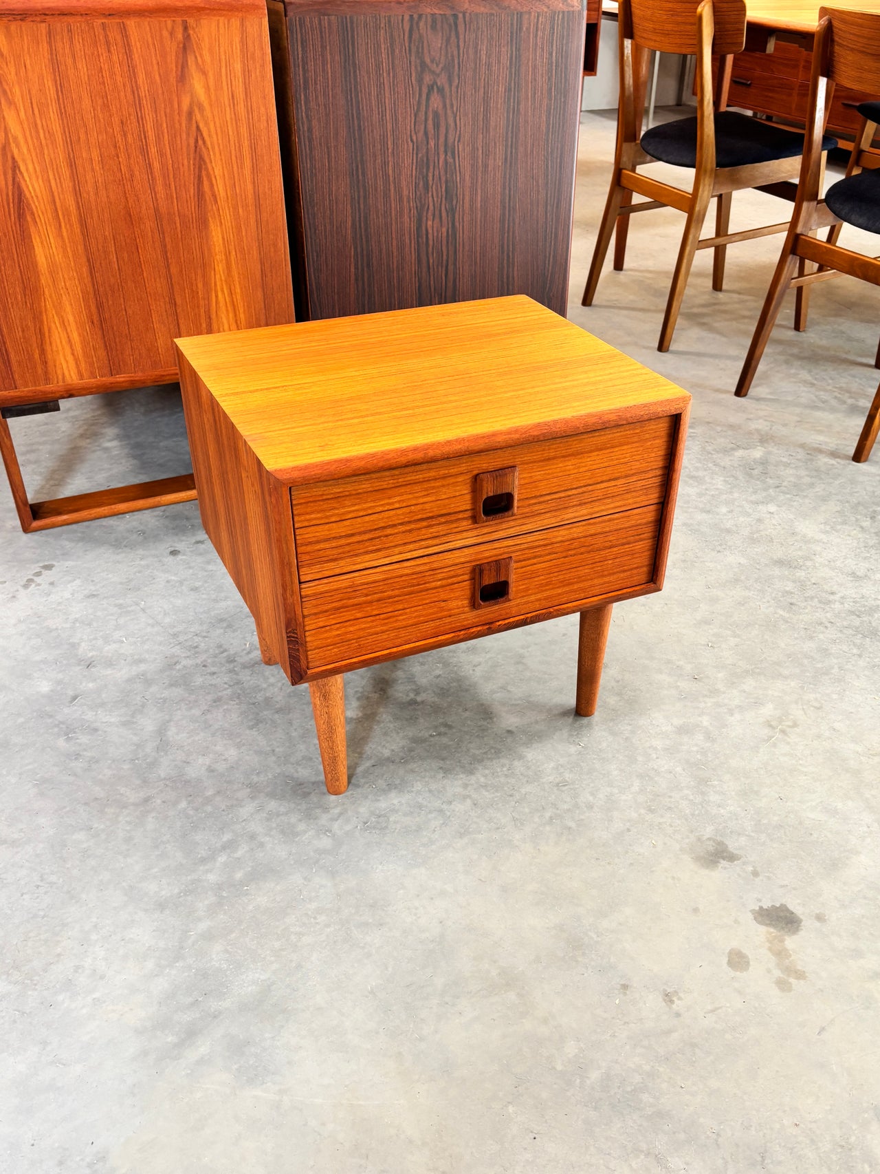 Chevet mid century en teck par Mobican, Canada circa 70